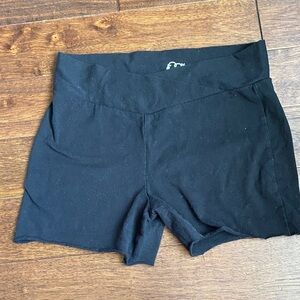 art class Black Kids Shorts